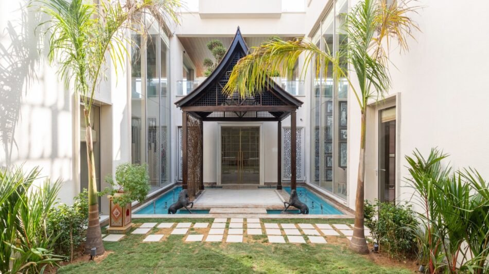 The Intersection of Modernism and Timelessness in Architecture